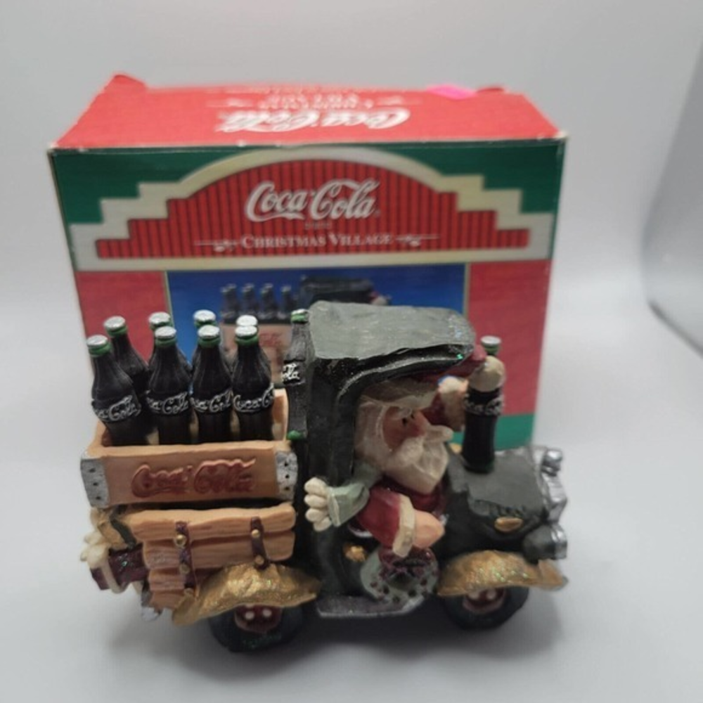 Coca-Cola Santa in‎ Truck Figurine